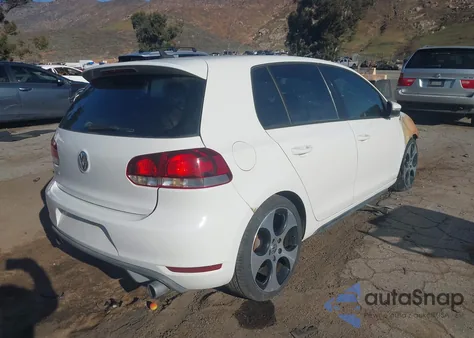 2012 Volkswagen Gti 4-Door z USA, uszkodzony, nr VIN WVWHD7AJ7CW016009